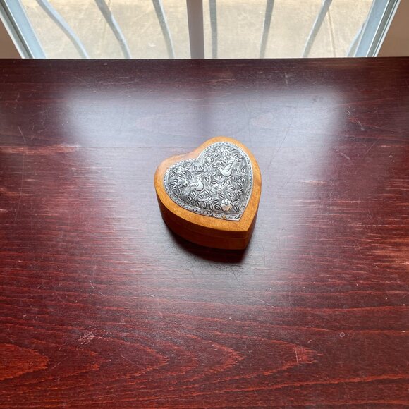 small wooden heart-shaped box with decorative metal lid - Picture 3 of 3